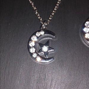 Neckless and earrings